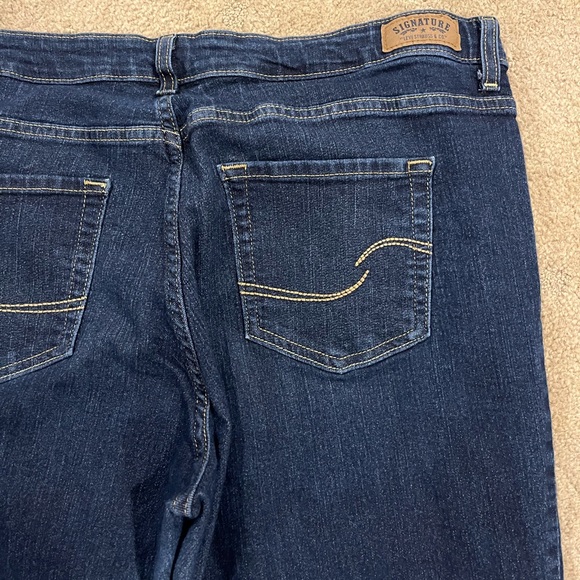 🚨3 for $15🚨 LEVI STRAUSS modern bootcut jeans - Picture 6 of 7